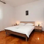 Apartment Katarina *